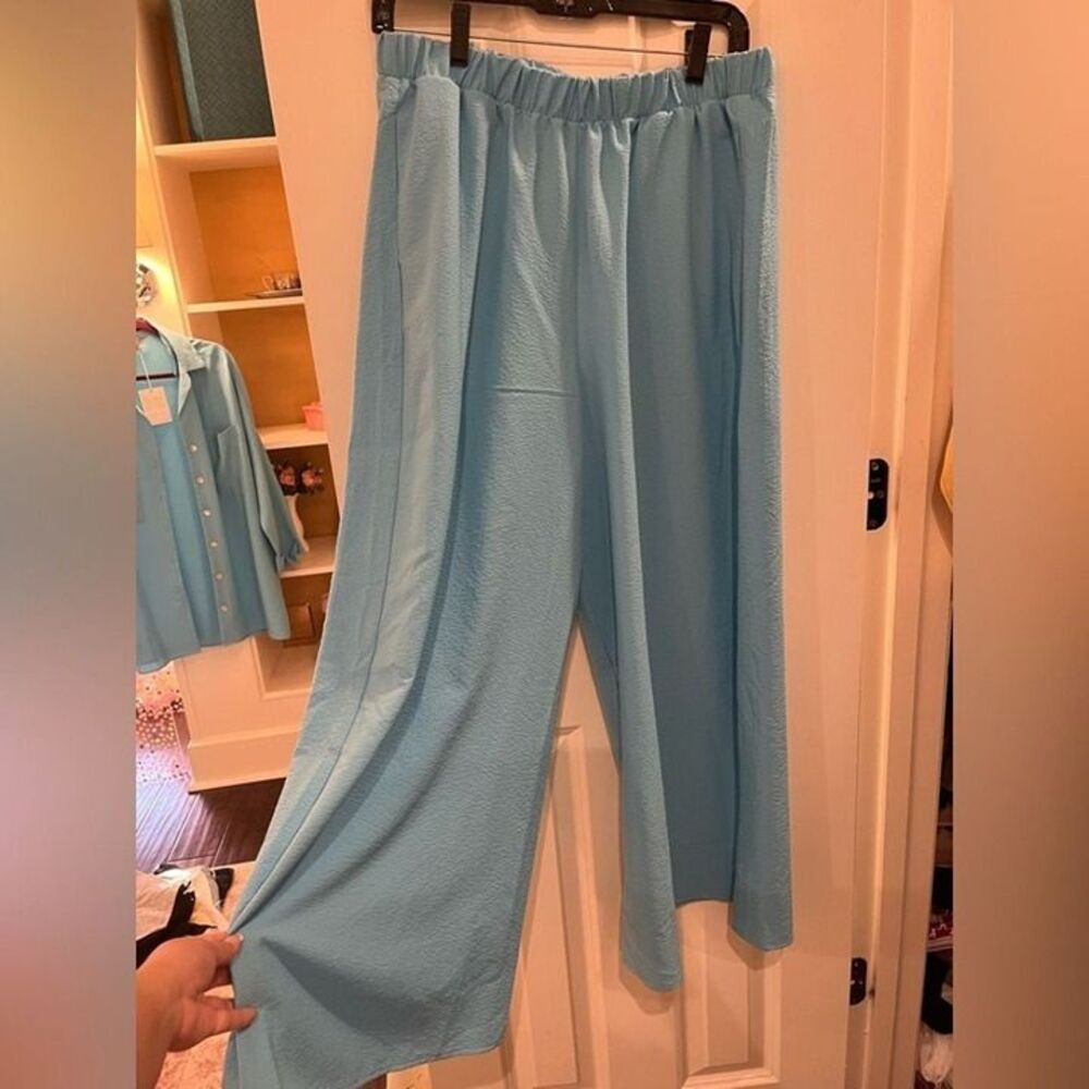 Show Me Your Mumu Kick Back Pants Sky Blue size Large NWT Vacation Summer - Picture 3 of 7